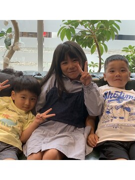 イネス(Ines) 可愛い3姉弟(kidsカット)