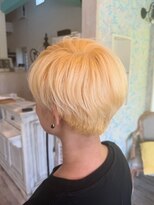 美容室 アルテモーダ ブロンドブリーチ