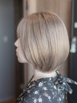 ライズ バイ レボ(RISE by REVO)&nbsp;ハイトーン/ショートボブ