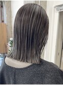 栄ハイライト透明感耳掛けボブスタイル