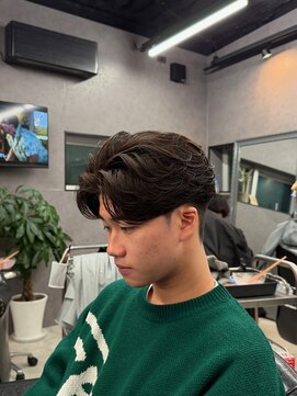 リッチブランドアンドコー(Rich Brand&Co) センターパート/ニュアンスパーマ/韓国/フェーザーパーマ/眉毛