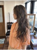 透明感たっぷり♪大人かわいい韓国風ロングウェーブ