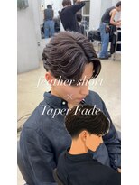 シード(SEED) フェザーショート×テーパーフェード