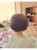 リーフ(LEAF)&nbsp;ハイトーンショートボブ