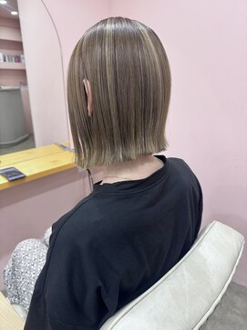サロン ド ユーア(salon de yuua) 広島市中区大手町美容院 ヘアドネーション ハイライト ボブ