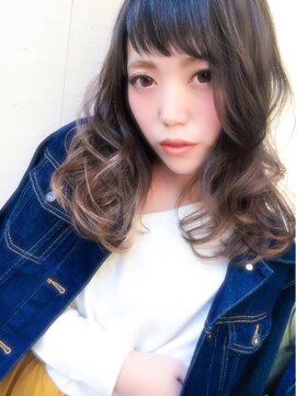 ローランド(Rowland) 《桐原真理子》眉上バング☆ナチュラルグラデーション☆アッシュ