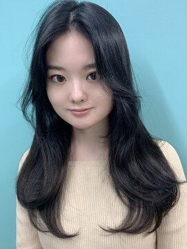 リーホリエ(Lee Horie) レイヤースタイリング韓国風