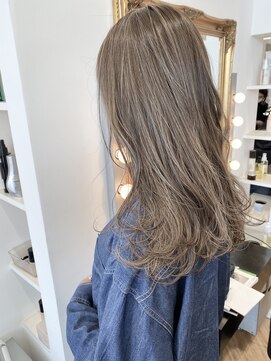 コワファースト させぼ五番街店(COIFF1RST) ハイライト×アッシュベージュ