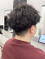 ココ 本八幡(KOKO)&nbsp;波巻きツイストスパイラルフェザーパーマ刈り上げセンターパート