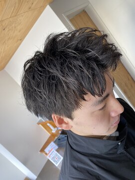 クオル 立川(QOL) ゆるっと動くスパイキーショート