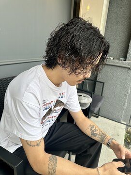 メンズ ラピス 横浜店(Men’sLapis) 波巻きでかけるサーフカール