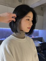 エリマ 調布(elima)&nbsp;ミニボブ切りっぱなしボブダブルカラーインナーシルバーベージュ