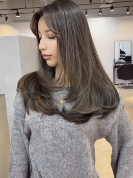 メリー オオサカ(Merly Osaka) 透け感カラー××レイヤーカット