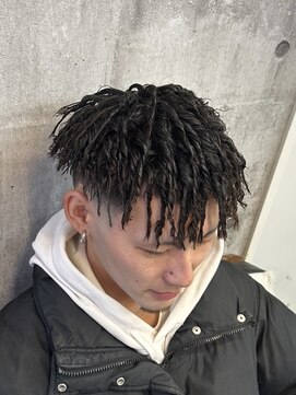 メイン(MENIN) 【Insta@zen__4_4】ツイストパーマスタイル[相模大野/町田/眉毛