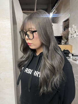 レイ(Lay.) 【スタイリストArisa】グレージュカラー