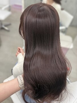 エヌアイ オモテサンドウ(ni omotesando) ☆ツヤ感たっぷりラベンダーピンクカラー☆