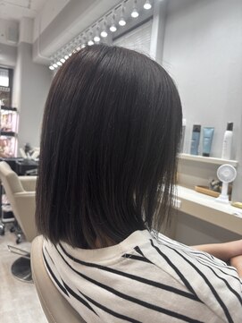 アオ 花咲町(a-o) トーンダウンで大人ツヤ髪に♪