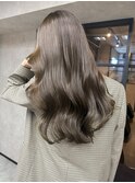 バレイヤージュ、ハイライト、レイヤーロング、グレーベージュ