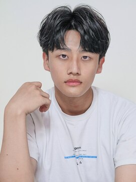 センス 渋谷 宇田川交番前(SENSE) 韓国メンズヘア/カルマパーマ/ニュアンスパーマ*渋谷/MEN'S/眉毛