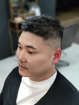 グロウ 博多店(growth) フェードカット/ビジネスヘア