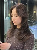 ワンカールレイヤー　ベージュカラー　かきあげヘア