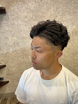 キタセンジュバーバー バイ ティーズ(KITASENJU BARBER by T's) バーバースタイル フェードパーマ