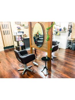 １０年間変わらない価格。『ずっとキレイで居て欲しい』というオーナーの思いから通いやすい価格を実現。