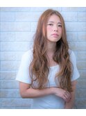 無造作黒髪伸ばしかけラフヴェールウェーブの小顔フェザーロング