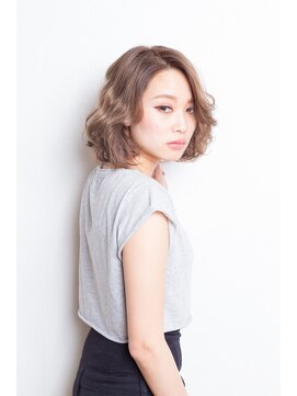 オーシー 志比口店(O'sea) 【Hair&eye L.o.g】☆フェミニンボブ☆