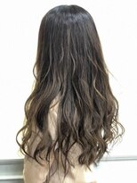 ミーティア バイ クアトロ(Meteor By QUATRO)&nbsp;【カラーリスト担当】ハイライトたっぷりカラー