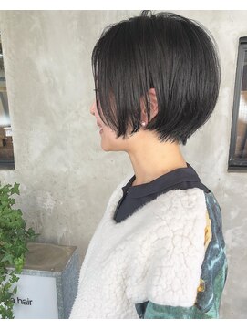 ヘルベチカ・ヘア(Helvetica hair) shortbob