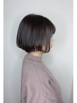 フロート 小阪店(float) ブルージュ_外ハネボブ,アッシュブラウン,ネオウルフ