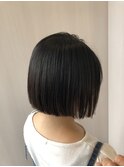 ボブ×インナーカラー