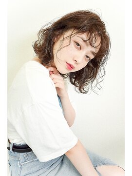 ガーランドウメダ(Garland umeda) リラックスウェーブ＿ミディアム＿000603