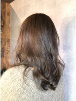 カームズ スパアンドカラー(CALMS)&nbsp;ミディアムヘア/赤味少なめ/ベージュ系