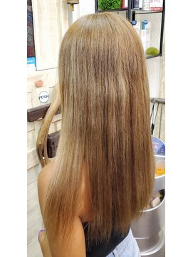 ヘアーメイク ロコ エクステンションズ 亀戸店(Hair make ROCO Market etensions) ハイライト、ローライトのメッシュカラーが可愛いです