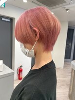 ルーブ トウキョウ(Loob. TOKYO)&nbsp;くびれショート.ショートカット.ハイトーンピンク.ペールピンク