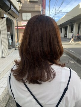 アズールサン 草加西口店(azule-sun) レイヤーカット,ブラウンピンク,イルミナカラー【草加】