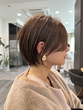 ビューエヒメ(VIEW EHIME) 小顔カットミルクティーベージュ韓国風クールショート