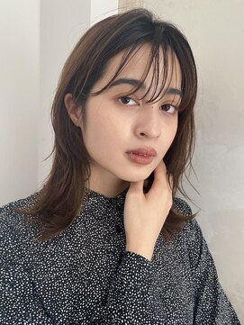 フィグバイアルテフィーチェ(fig by artefice) ミディアムレイヤー×外ハネ