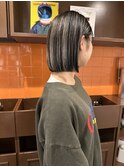 バレイヤージュ外国人風ハイライトカラーハイレイヤーカット