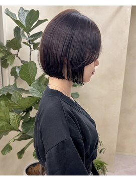 エニウム(ENIUM) あごラインのまとまるミニボブ