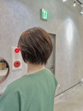 コンフィー(comfy) ふんわりショートボブ