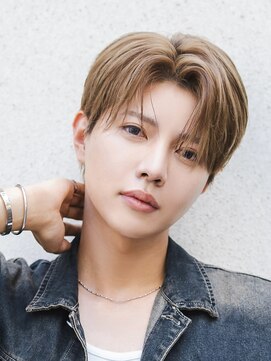 オーシャントーキョー 心斎橋(OCEAN TOKYO WEST) メンズベージュセンターパートシースルーナチュラルヘア