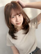 レメディフロムキン(REMEDY from KIN) 柔らかく流れるレイヤーロング