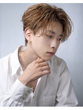 ゴールドシブヤ(GOALD SHIBUYA) フェザーショート