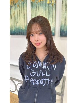 サラ 新宮店(SARA) ミディアムレイヤー/レイヤーカット/オリーブベージュ