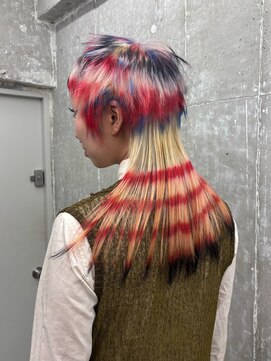 オーン 渋谷(OOn) レッドデザインウルフ!