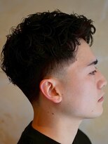 メリケンバーバーショップ コウベ(MERICAN BARBERSHOP KOBE)&nbsp;メンズバーバースタイルピンパーマ1
