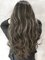 オリ(‘Oli)&nbsp;コントラストハイライト＿プラチナベージュ